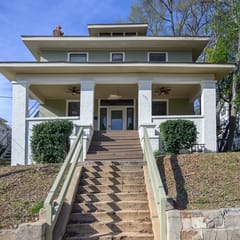 Vulcan Heights - Historic Home with Modern Touches